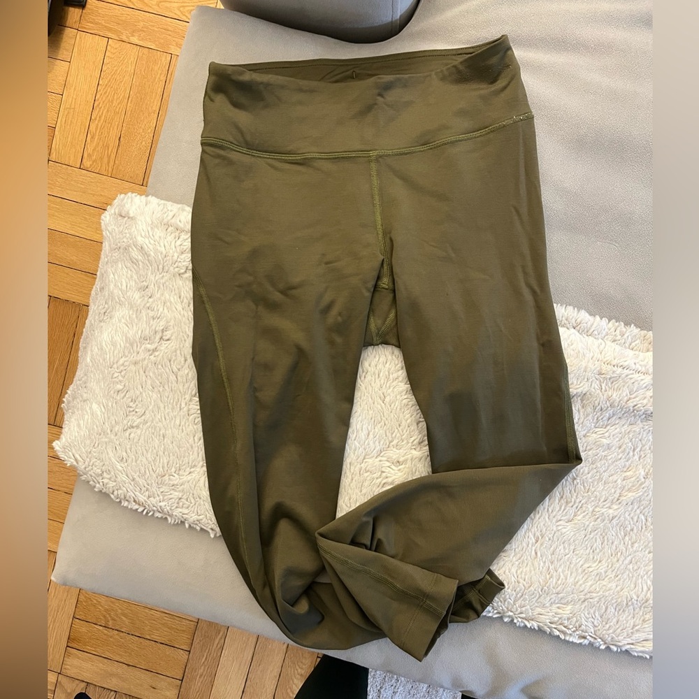 Outdoor voices army green leggings